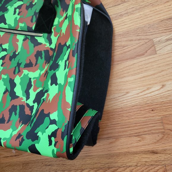 Tote&Carry- As seen on BRIDES Magazine - Unisex travel bag (New with Tags) - Picture 6 of 13